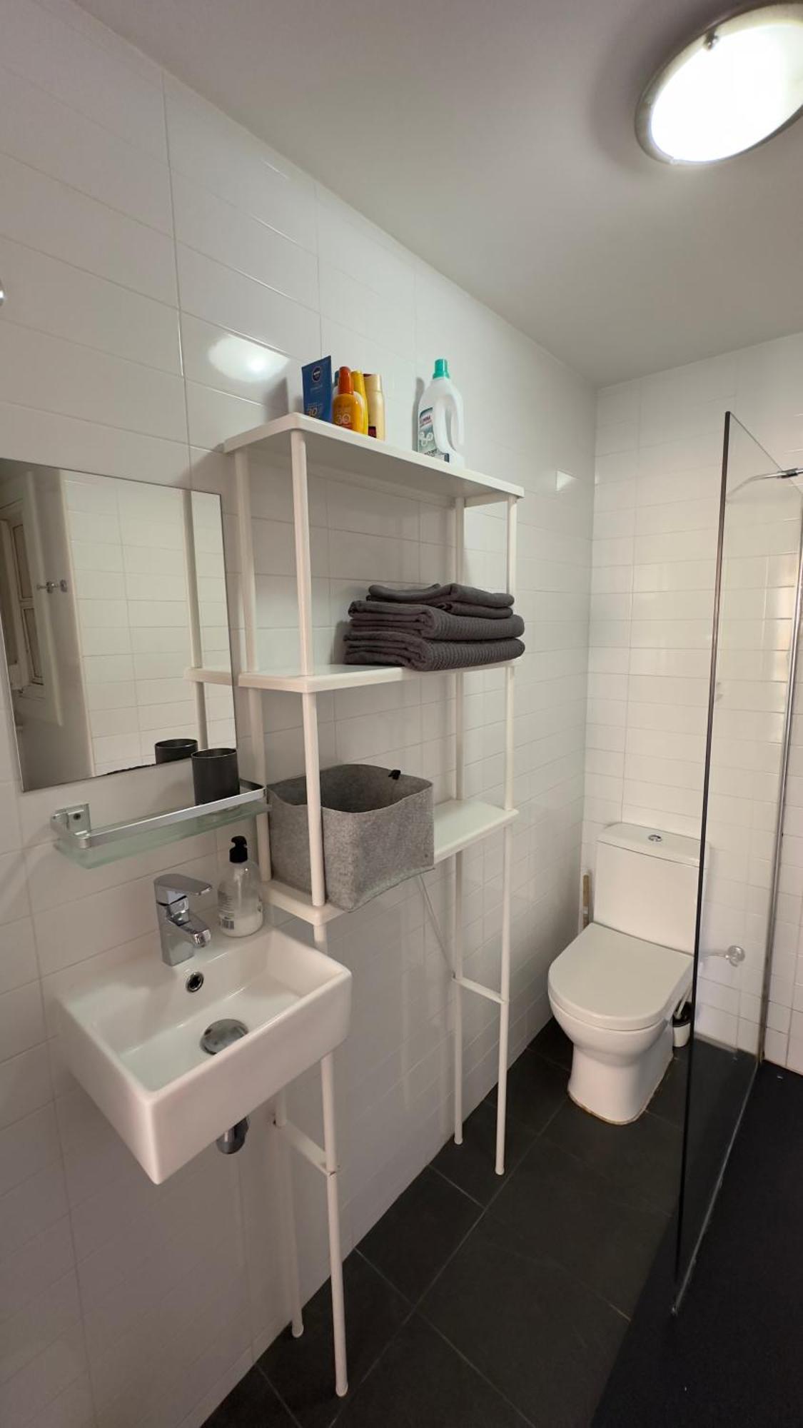 Sunny Flat In Sitges 30 Seconds To Beach, Balcony & Sea Views! Екстериор снимка